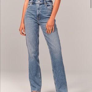 A&F 90’s straight ultra high rise jeans size 24/00 S